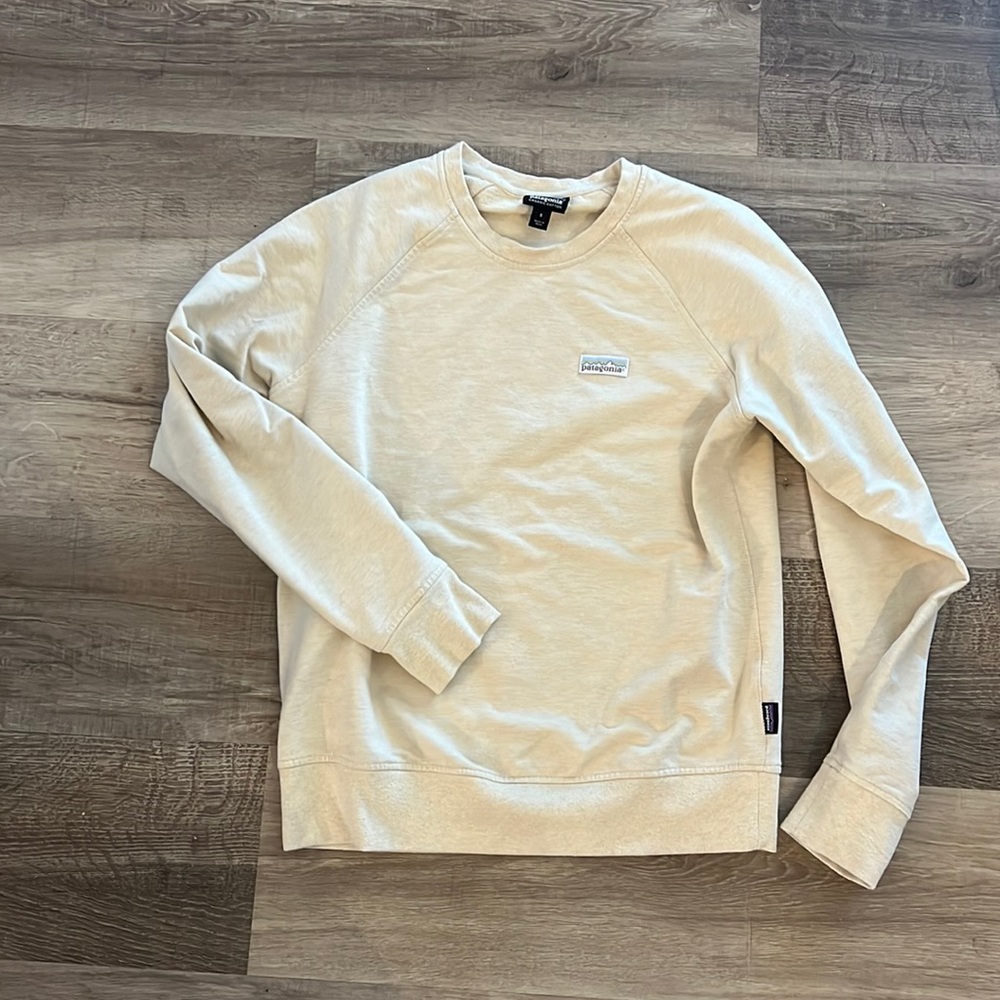 Patagonia crew neck pullover